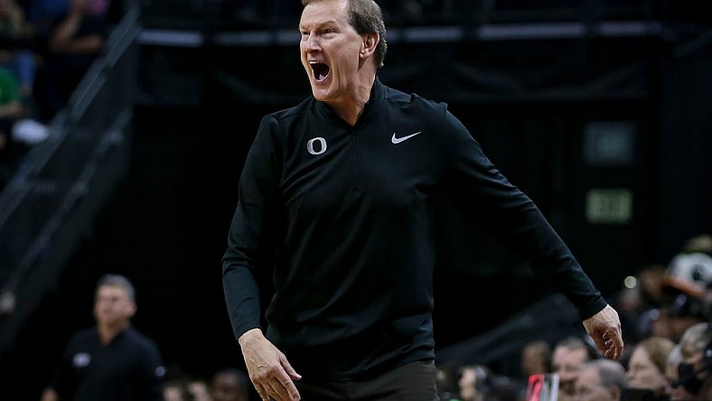 Oregon head coach Dana Altman yells to his team during the second half as the Oregon Ducks host the Washington State Cougars to open Pac-12 play Thursday, Dec. 1, 2022, at Matthew Knight Arena in Eugene, Ore.

Ncaa Basketball Oregon Men S Basketball Hosts Washington State Washington State At Oregon