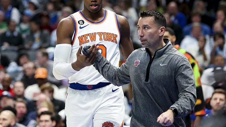 Dec 27, 2022; Dallas, Texas, USA; New York Knicks guard RJ Barrett (9) leaves the court with an injury during the first quarter against the Dallas Mavericks at American Airlines Center. Mandatory Credit: Kevin Jairaj-USA TODAY Sports