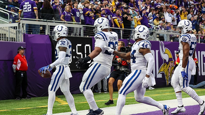 NFL: Indianapolis Colts at Minnesota Vikings