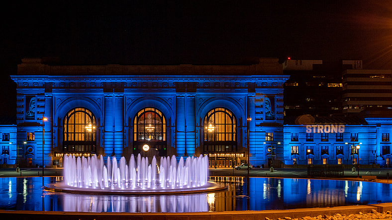 News: Coronavirus-LightItBlue Kansas City Sports Honor Healthcare Workers