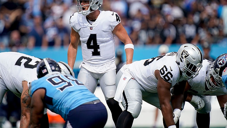tennessee titans trade for derek carr