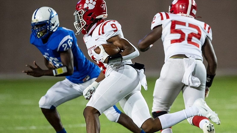 Eufaula's Rodarius Thomas (9) runs the ball at Cramton Bowl in Montgomery, Ala., on Friday, Oct. 23, 2020. Eufaula leads Lanier 28-0 at halftime.