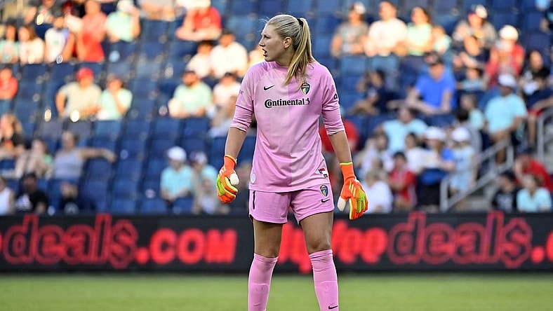 Aug 28, 2022; Kansas City, Kansas, USA; North Carolina Courage goalkeeper Casey Murphy (1) reacts to a play during the second half against the Kansas City Current at Children's Mercy Park. Mandatory Credit: Amy Kontras-USA TODAY Sports