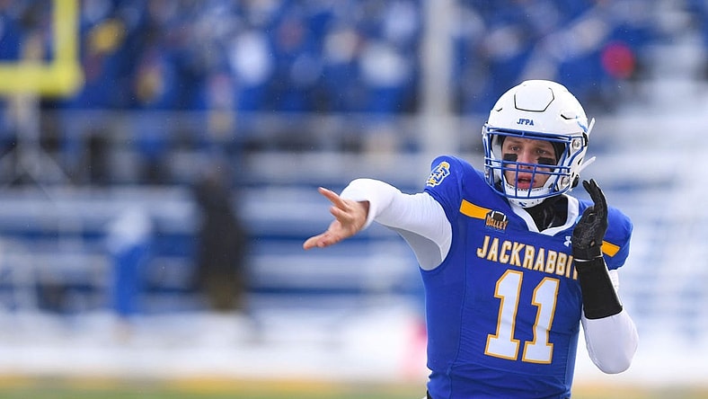 South Dakota State quarterback Mark Gronowski throws a pass while warming up before the FCS semifinal game against Montana State on Saturday, December 17, 2022, at Dana J. Dykhouse Stadium in Brookings, SD.
Fcs Semifinals 001