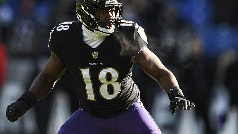 Dec 24, 2022; Baltimore, Maryland, USA;  Baltimore Ravens linebacker Roquan Smith (18) drops back in passed coverage during the first half against the Atlanta Falcons at M&T Bank Stadium. Mandatory Credit: Tommy Gilligan-USA TODAY Sports