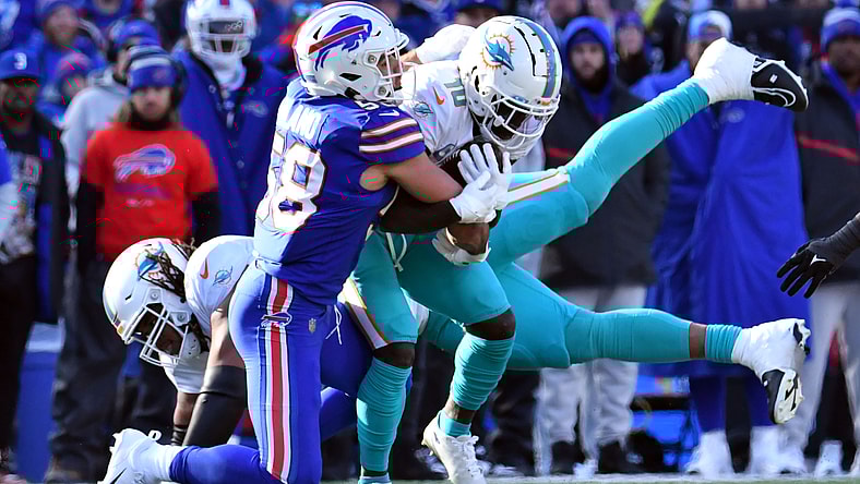NFL: AFC Wild Card Round-Miami Dolphins at Buffalo Bills