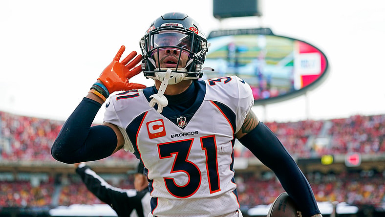 Denver Broncos Justin Simmons