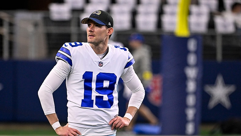 NFL: Philadelphia Eagles at Dallas Cowboys