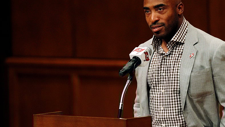 NFL: Tampa Bay Buccaneers-Ronde Barber Retirement Press Conference