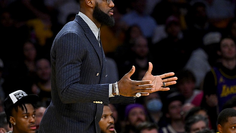 NBA: Milwaukee Bucks at Los Angeles Lakers