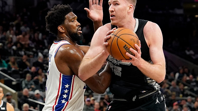 NBA: Philadelphia 76ers at San Antonio Spurs