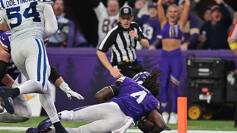 NFL: Indianapolis Colts at Minnesota Vikings