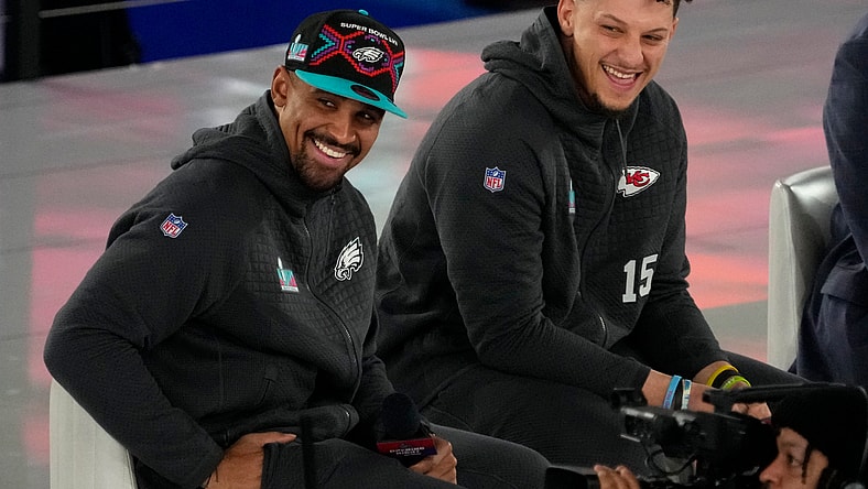 jalen hurts, patrick mahomes