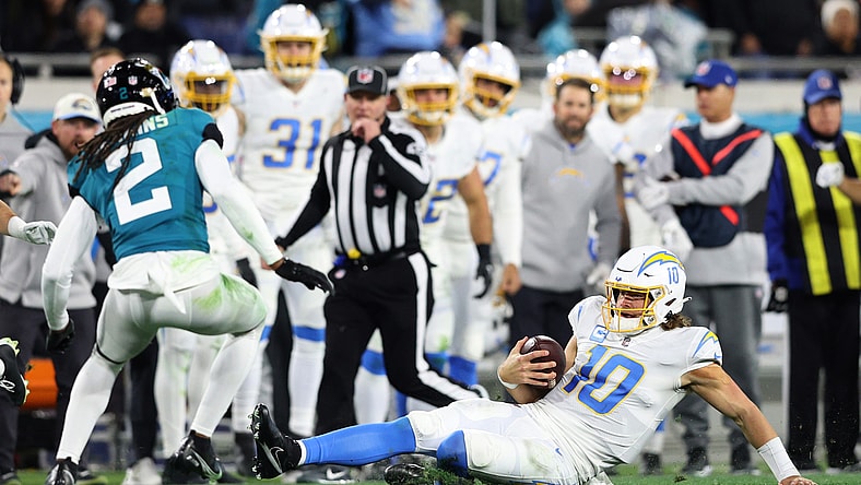 los angeles chargers trade for dalvin cook