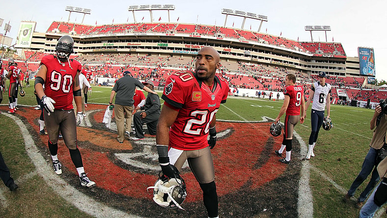 pro football hall of fame: ronde barber