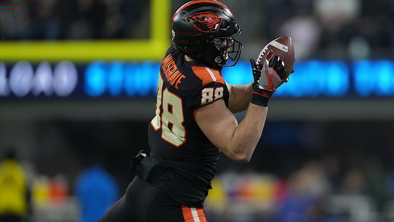 NCAA Football: LA Bowl-Oregon State vs Utah State