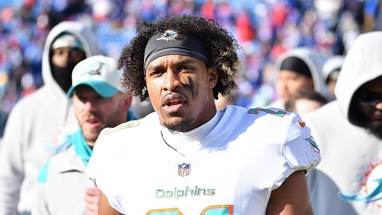 NFL: AFC Wild Card Round-Miami Dolphins at Buffalo Bills