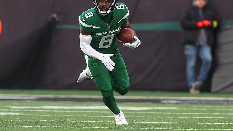 nfl trades: elijah moore trade to the san francisco 49ers