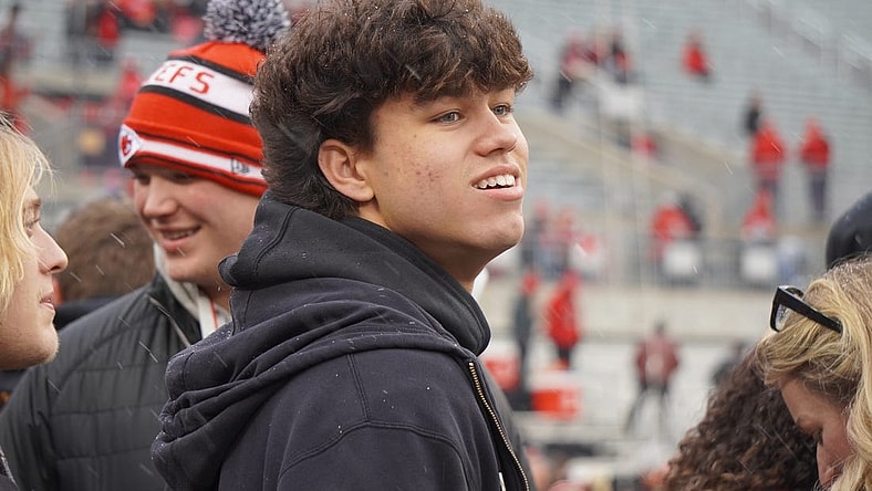 Recruit Jaden Reddell watches Ohio State warm up prior to the Buckeyes' game against Indiana.

Jaden Reddell