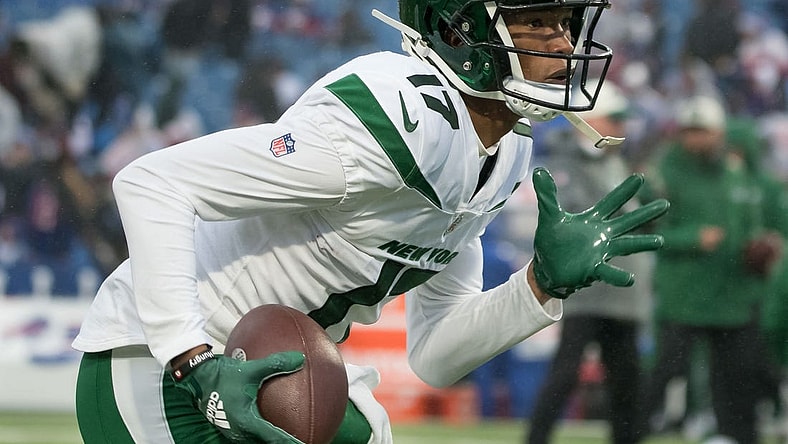 Dec 11, 2022; Orchard Park, New York, USA; New York Jets wide receiver Garrett Wilson (17) warms up before a game against the Buffalo Bills at Highmark Stadium. Mandatory Credit: Mark Konezny-USA TODAY Sports