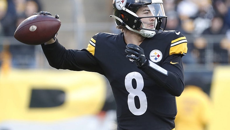 Jan 8, 2023; Pittsburgh, Pennsylvania, USA;  Pittsburgh Steelers quarterback Kenny Pickett (8) passes against the Cleveland Browns during the fourth quarter at Acrisure Stadium. Pittsburgh won 28-14. Mandatory Credit: Charles LeClaire-USA TODAY Sports