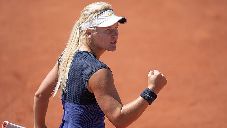May 31, 2023; Paris,France; Peyton Stearns (USA) reacts to a point during her match against Jelena Ostapenko (LAT) on day four at Stade Roland-Garros. Mandatory Credit: Susan Mullane-USA TODAY Sports