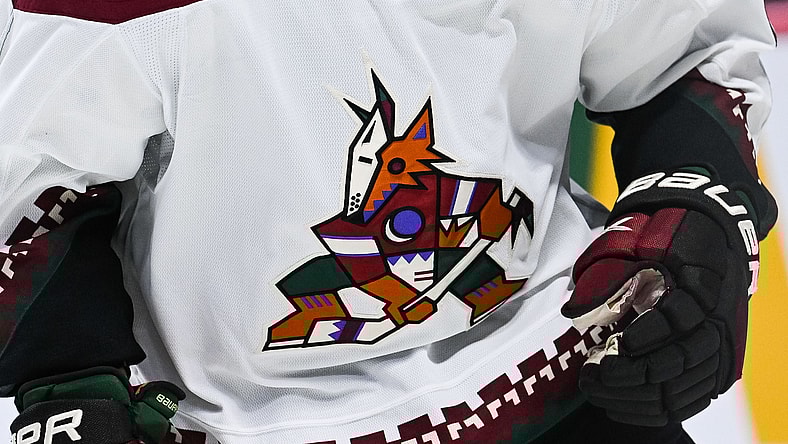 NHL: Arizona Coyotes at Montreal Canadiens