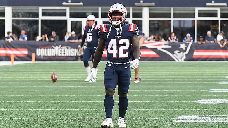 NFL: New York Giants at New England Patriots