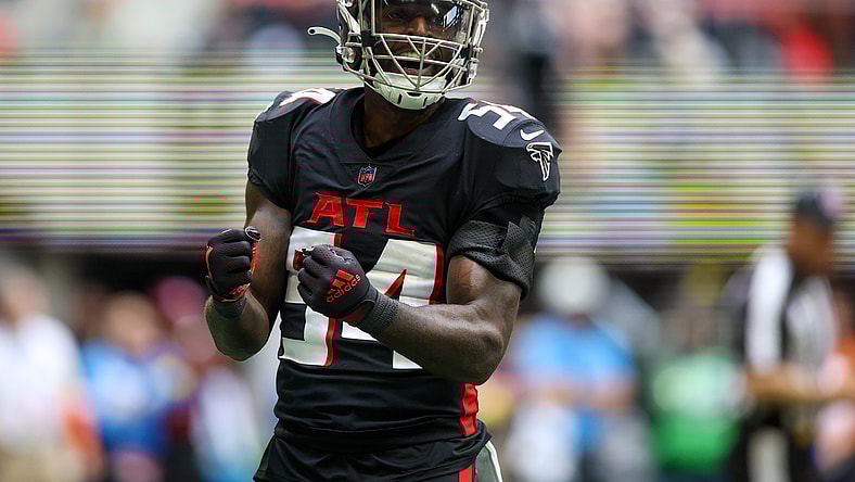 dallas cowboys sign rashaan evans