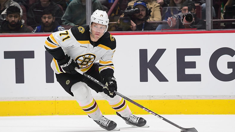 NHL: Boston Bruins at Vancouver Canucks