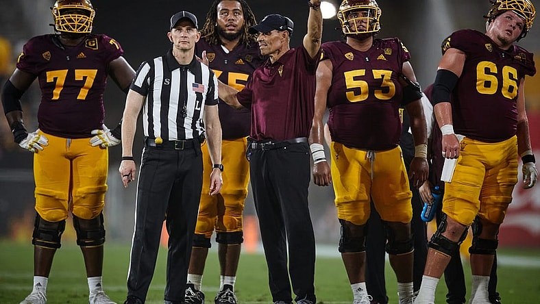 Sep 17, 2022; Tempe, Arizona, USA; Arizona State Sun Devils head coach Herm Edwards argues with a referee after challenging a fumble at Sun Devil Stadium in Tempe.

Football Asu Fb