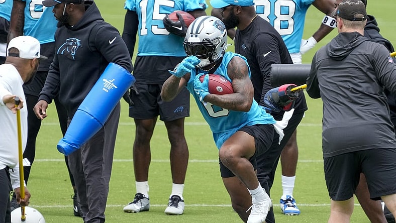 Jun 14, 2023; Charlotte, NC, USA; Carolina Panthers running back Miles Sanders (6) during a run drill during the Carolina Panthers minicamp. Mandatory Credit: Jim Dedmon-USA TODAY Sports