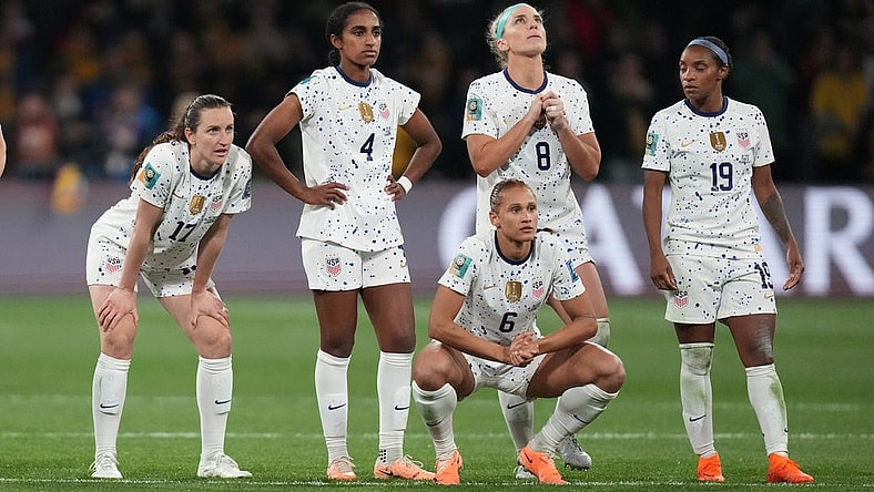 Aug 6, 2023; Melbourne, AUS; United States players midfielder Andi Sullivan (17), defender Naomi Girma (4), forward Lynn Williams (6), midfielder Julie Ertz (8) and defender Crystal Dunn (19) react as Sweden forward Lina Hurtig (not pictured) takes the winning kick in the penalty kick shootout during a Round of 16 match in the 2023 FIFA Women's World Cup at Melbourne Rectangular Stadium. Mandatory Credit: Jenna Watson-USA TODAY Sports