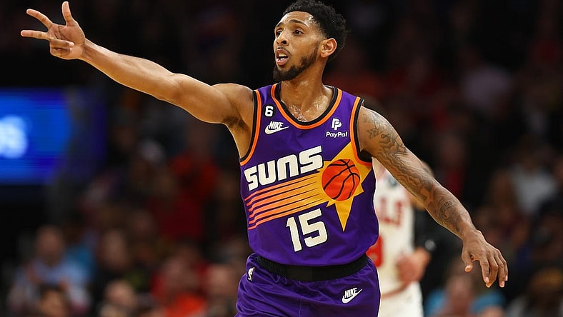 Nov 30, 2022; Phoenix, Arizona, USA; Phoenix Suns guard Cameron Payne (15) reacts against the Chicago Bulls during the first half  at Footprint Center. Mandatory Credit: Mark J. Rebilas-USA TODAY Sports