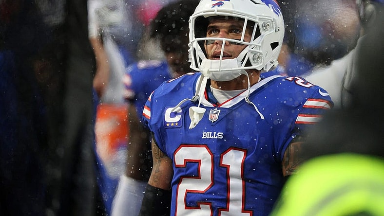 Bills safety Jordan Poyer on the sideline against the Jets in December 2022.