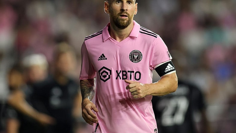 Aug 30, 2023; Fort Lauderdale, Florida, USA; Inter Miami forward Lionel Messi (10) during the second half against Nashville SC at DRV PNK Stadium. Mandatory Credit: Sam Navarro-USA TODAY Sports