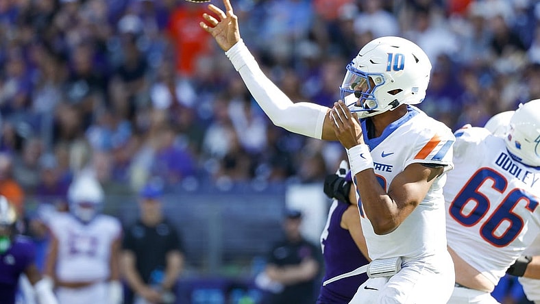 Sep 2, 2023; Seattle, Washington, USA; Boise State Broncos quarterback Taylen Green (10) passes against the Washington Huskies during the fourth quarter at Alaska Airlines Field at Husky Stadium. Mandatory Credit: Joe Nicholson-USA TODAY Sports