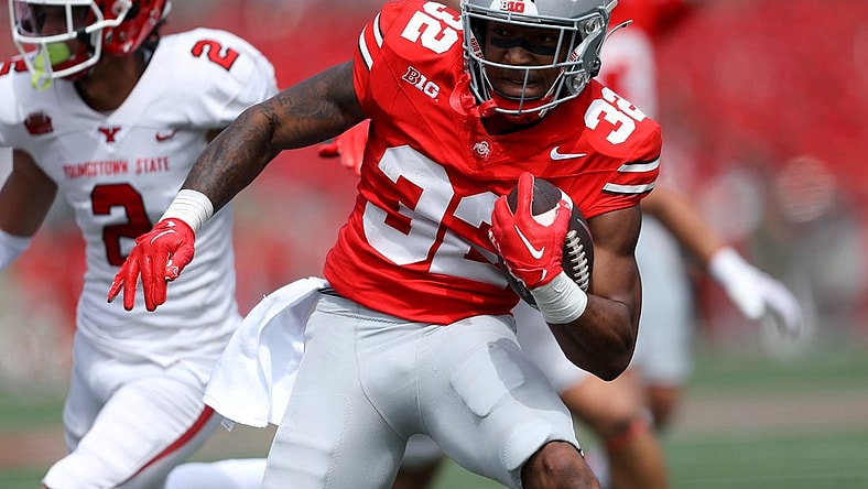 Sep 9, 2023; Columbus, Ohio, USA;  Ohio State Buckeyes running back TreVeyon Henderson (32) ryuns for the touchdown during the second quarter against the Youngstown State Penguins at Ohio Stadium. Mandatory Credit: Joseph Maiorana-USA TODAY Sports