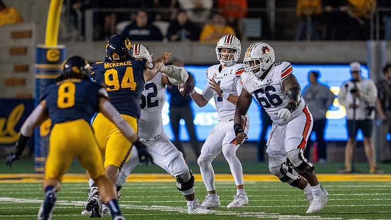 Sep 9, 2023; Berkeley, California, USA; Auburn Tigers quarterback Payton Thorne (1) prepares to pass the football during the second quarter against the California Golden Bears at California Memorial Stadium. Mandatory Credit: Neville E. Guard-USA TODAY Sports