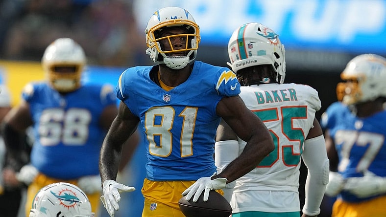 Sep 10, 2023; Inglewood, California, USA; Los Angeles Chargers wide receiver Mike Williams (81) reacts after a first down against the Miami Dolphins in the second half at SoFi Stadium. Mandatory Credit: Kirby Lee-USA TODAY Sports