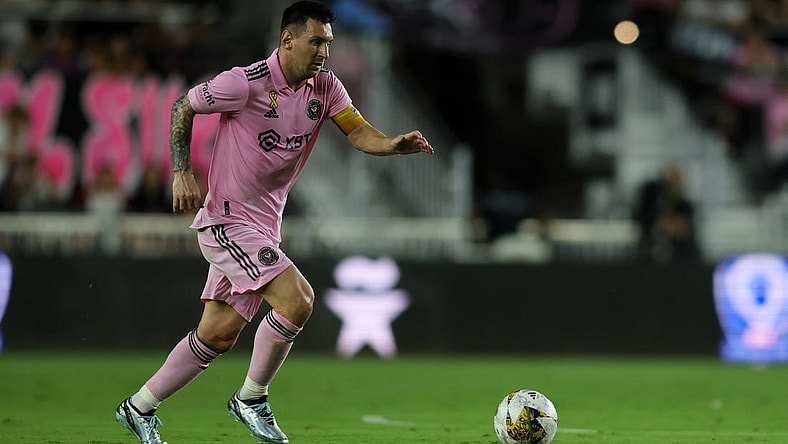 Sep 20, 2023; Fort Lauderdale, Florida, USA; Inter Miami forward Lionel Messi (10) kicks the ball against the Toronto FC during the first half at DRV PNK Stadium. Mandatory Credit: Sam Navarro-USA TODAY Sports