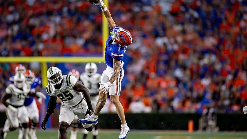 Florida Gators wide receiver Ricky Pearsall (1) makes a one-handed catch for a first down during the first half against the Charlotte 49ers at Steve Spurrier Field at Ben Hill Griffin Stadium in Gainesville, FL on Saturday, September 23, 2023. [Matt Pendleton/Gainesville Sun]