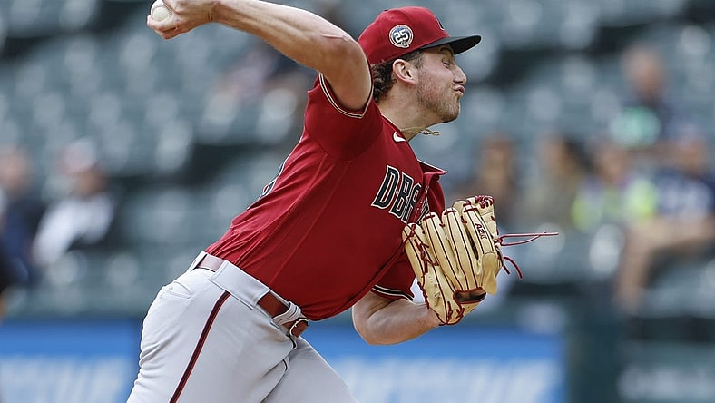 Sep 27, 2023; Chicago, Illinois, USA; Arizona Diamondbacks starting pitcher Brandon Pfaadt (32) delivers a pitch against the Chicago White Sox during the first inning at Guaranteed Rate Field. Mandatory Credit: Kamil Krzaczynski-USA TODAY Sports