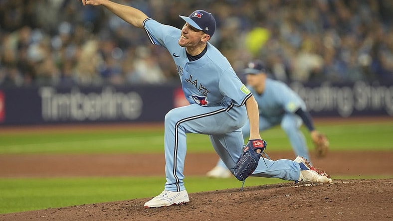 Sep 28, 2023; Toronto, Ontario, CAN; Toronto Blue Jays starting pitcher Chris Bassitt (40) pitches to the New York Yankees during the third inning at Rogers Centre. Mandatory Credit: John E. Sokolowski-USA TODAY Sports
