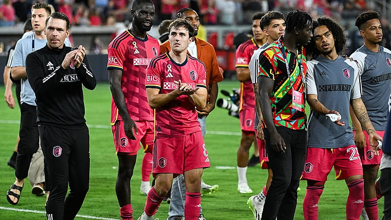 Sep 30, 2023; St. Louis, Missouri, USA; St. Louis City players applaud the home crowd after a 4-1 victory against Sporting Kansas City at CITYPARK. Mandatory Credit: Joe Puetz-USA TODAY Sports