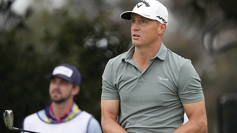 Jun 16, 2023; Los Angeles, California, USA; Alex Noren watches his ball on the 11th tee during the second round of the U.S. Open golf tournament. Mandatory Credit: Michael Madrid-USA TODAY Sports