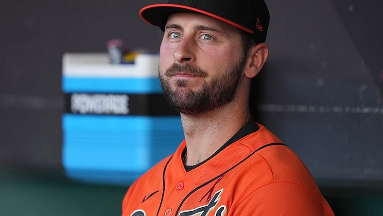 Aug 25, 2023; San Francisco, California, USA; San Francisco Giants shortstop Paul DeJong (18) before the game against the Atlanta Braves at Oracle Park. Mandatory Credit: Darren Yamashita-USA TODAY Sports