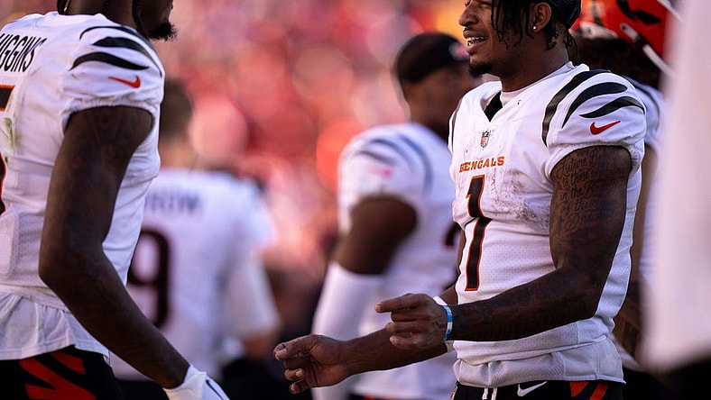 Cincinnati Bengals wide receiver Ja'Marr Chase (1) talks with Cincinnati Bengals wide receiver Tee Higgins (5) in the fourth quarter of the NFL game between the Cincinnati Bengals and the San Francisco 49ers at Levi Stadium in Santa Clara, Calif., on Sunday, Oct 29, 2023.