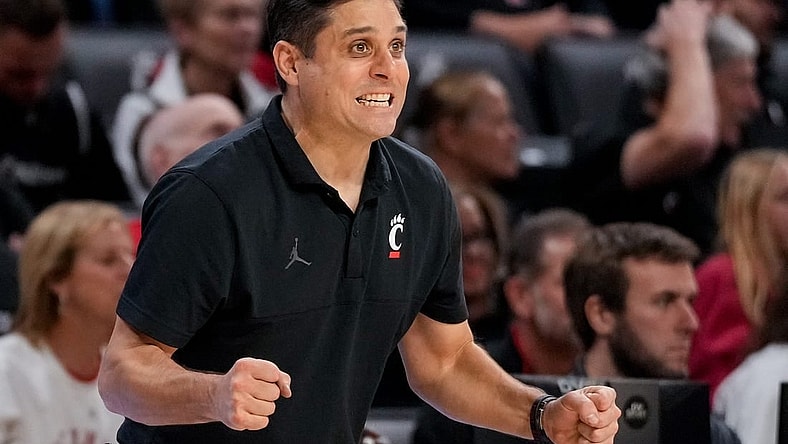 Cincinnati Bearcats head coach Wes Miller shouts to his defense in the second half of the NCAA men   s basketball exhibition game between the Cincinnati Bearcats and the Detroit Mercy Titans at Fifth Third Arena in Cincinnati on Friday, Nov. 10, 2023. The Bearcats won 93-61.