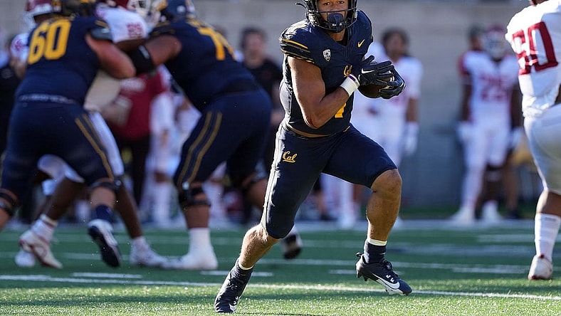 Nov 11, 2023; Berkeley, California, USA; California Golden Bears running back Jaydn Ott (1) rushes for a touchdown against the Washington State Cougars during the second quarter at California Memorial Stadium. Mandatory Credit: Darren Yamashita-USA TODAY Sports
